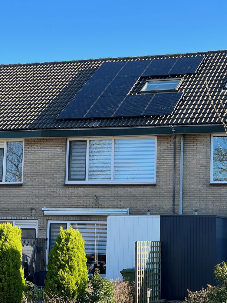 15 zonnepanelen in Bodegraven