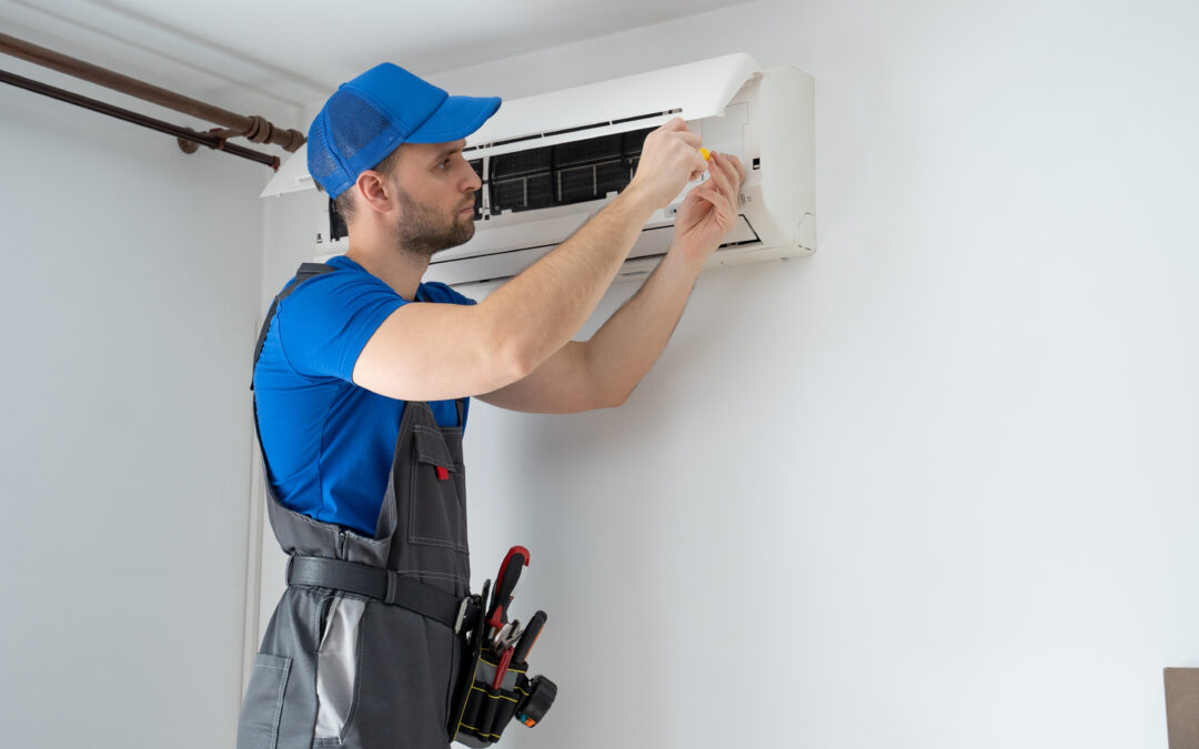 Goedkoop koelen in de zomer: combineer een airco met zonnepanelen